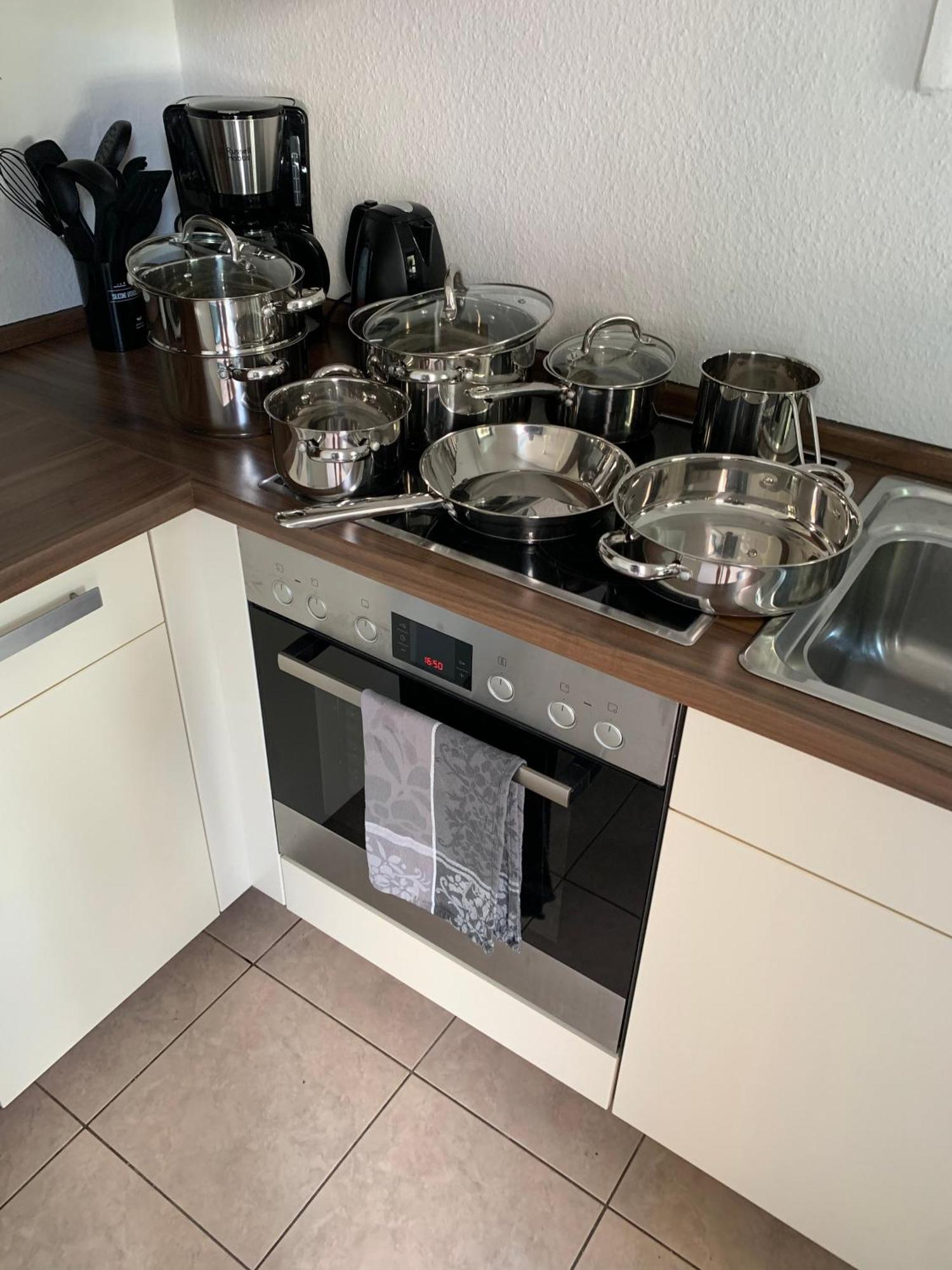 City-Apartment Mit Parkplatz & Fahrradraum! Nur 300M Zum Stadthafen Schwerin  Eksteriør bilde